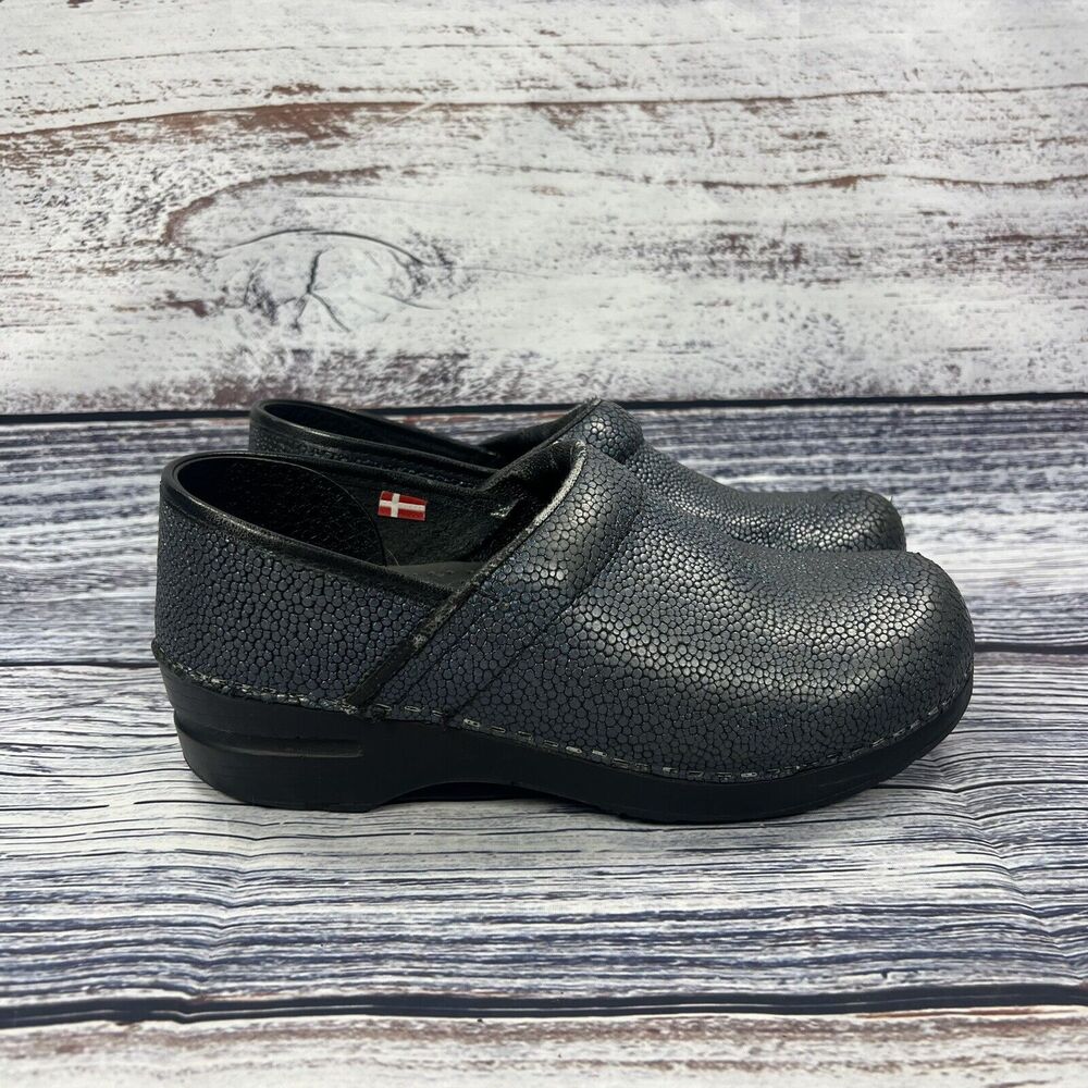 Sanita Professional Petrole Pebbled Blue Comfort Clogs, Women’s Size 38